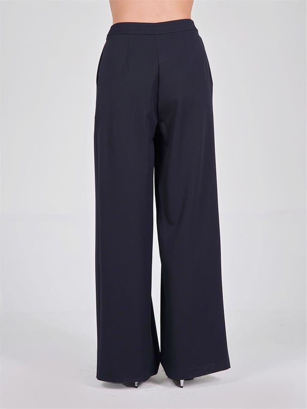 PALAZZO FIT PANTS WITH DEEP PLEATS