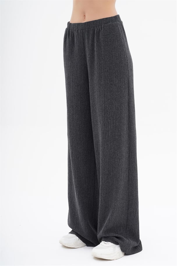 ELASTIC BAND WAIST PALAZZO PANTS WITH OFF SHOULDER RUFFLE BLOUSE