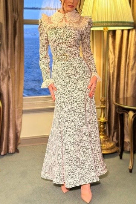 Elegant Vintage Floral Gown