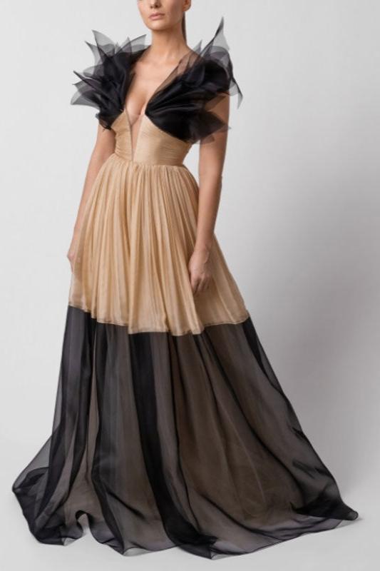 Sleeveless pleated gown