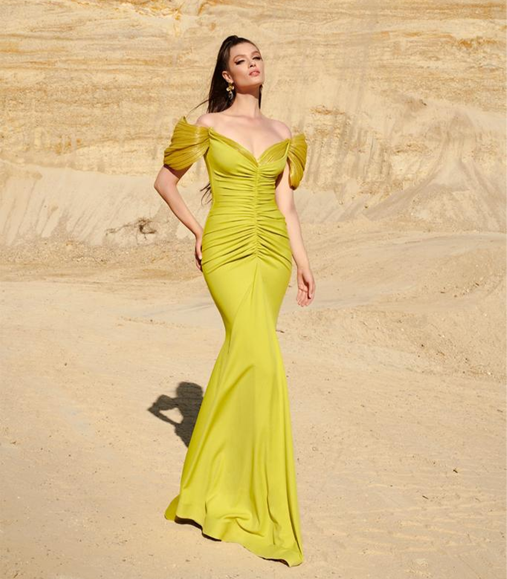 STRAPLESS DRAPED GOWN