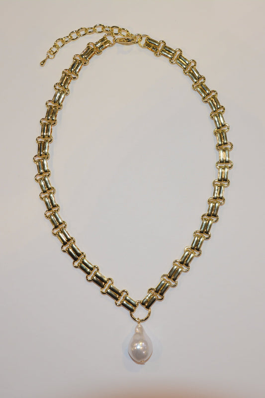 Timeless Gold Necklace