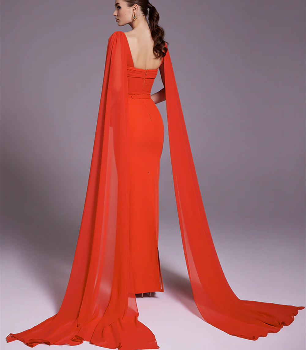 SCOOP NECK TWO TAILS GOWN